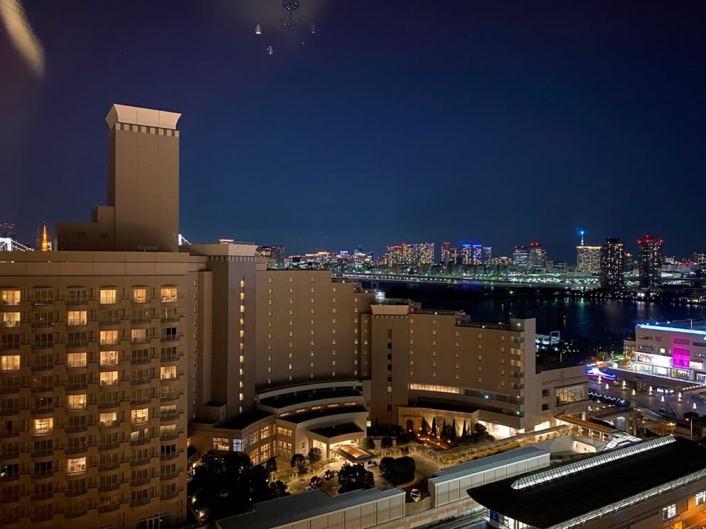 ホテルニッコー東京台場　夜景の写真